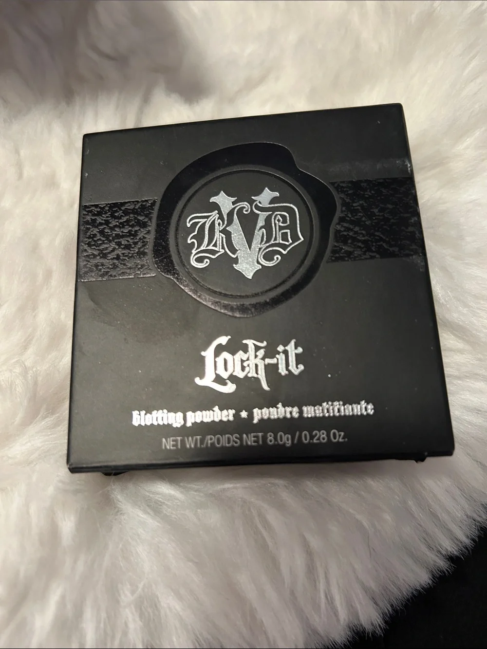 Kat Von D Black Lock-It Compact Powder Packaging